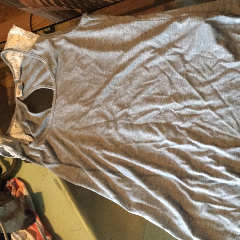 Mudd brand shirt